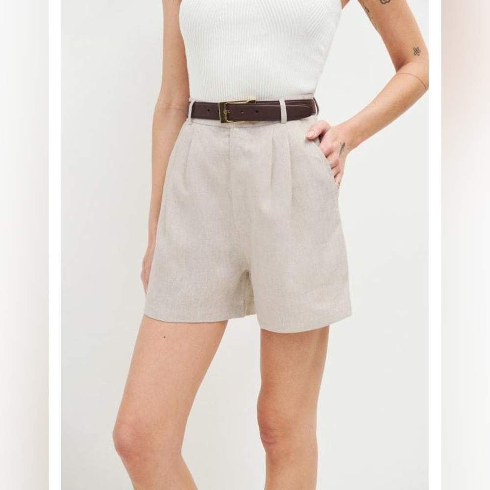 Reformation Mason short in oatmeal linen